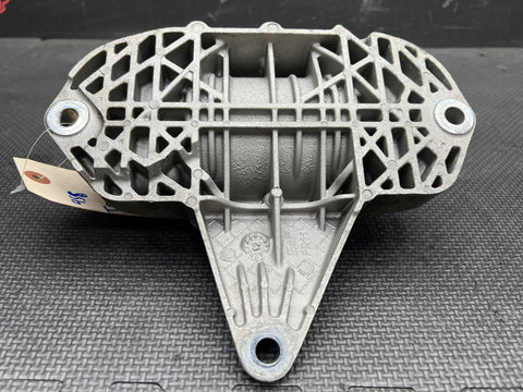 10-15 FERRARI 458 F142 F136 OEM UPPER TRANSMISSION TRANS MOUNT 259440