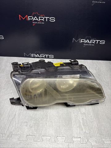 BMW 02-06 E46 M3 RIGHT HEADLIGHT XENON  1305621772 OEM *Broken Corner Tab
