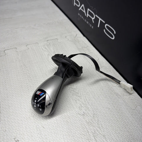 06-10 BMW E60 E63 E64 M5 M6 SMG Transmission Shift Knob & Boot 7898248