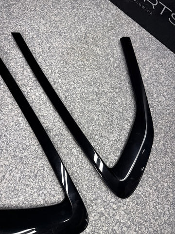 OEM BMW 20-27 F96 X6M REAR BLACK WINDOW TRIMS MOLDINGS OEM 7446222