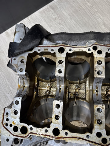 BMW E60 E63 M5 M6 06-10 S85 V10 Engine Block 11110443600 Bare Block