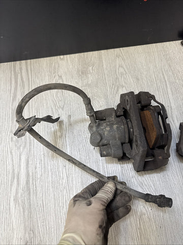 94-02 BMW E36 M3 BRAKE CALIPERS REAR OEM
