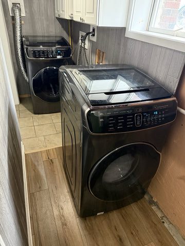 (PICKUP ONLY Samsung DVG60M9900V 27" Brushed Black Front Load Gas Dryer + Washer