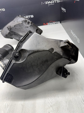 18-23 BMW F90 M5 F91 F92 F93 M8 AIR INTAKES INTAKE FILTER & HOUSING SET OEM