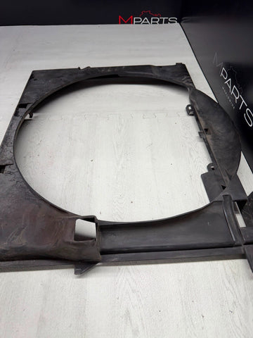 94-99 BMW E36 328iC Engine Radiator Cooling Fan Motor Shroud OEM 1723031