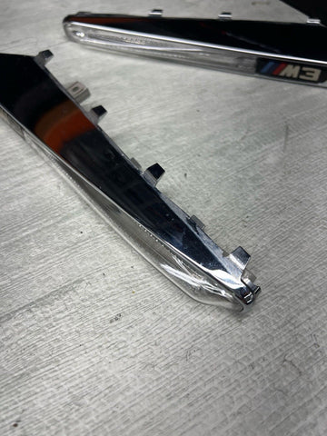 08-13 BMW E90 E92 E93 M3 Front Fender Grilles Side Marker Light Chrome Trims OEM