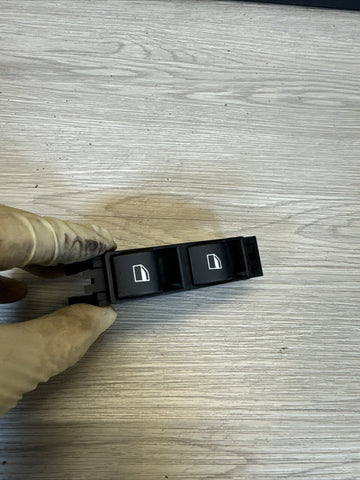 BMW E46 M3 Passenger Pass Right Side Window Switch 6902178