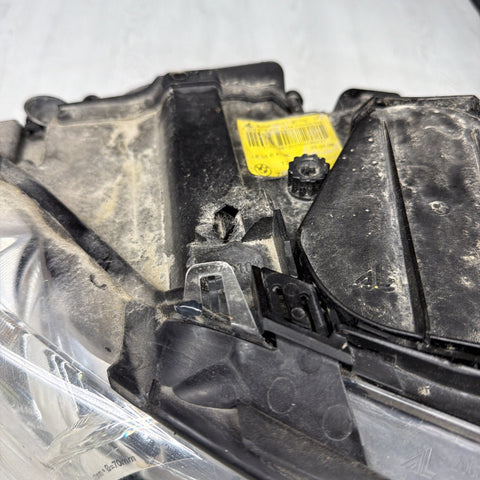 2007-2013 BMW E90 E92 E93 M3 RIGHT HEADLIGHT ADAPTIVE XENON OEM 7162146 *Tabs*