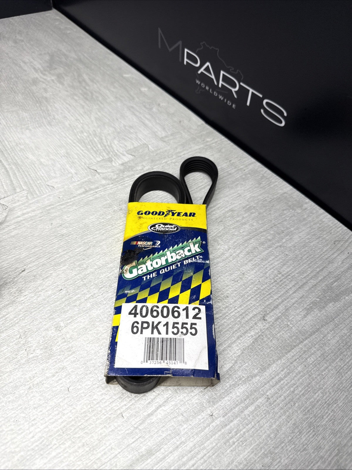 ♡brise 様　5×2 NEW Serpentine Belt Goodyear Gatorback 4060612 6PK1555 | M