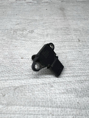 BMW AIR INTAKE MANIFOLD FLOW MAP PRESSURE SENSOR 7599042-01 A2C53358214 OEM