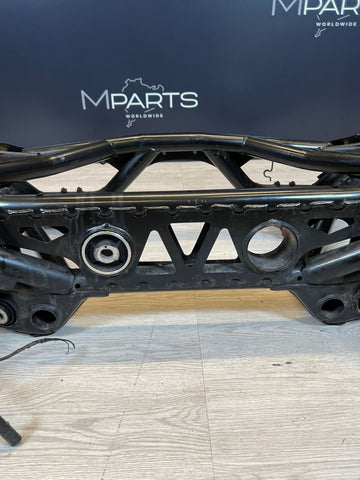 15-20 BMW F80 F82 F83 M3 M4 REAR SUSPENSION SUBFRAME AXLE CARRIER CRADLE