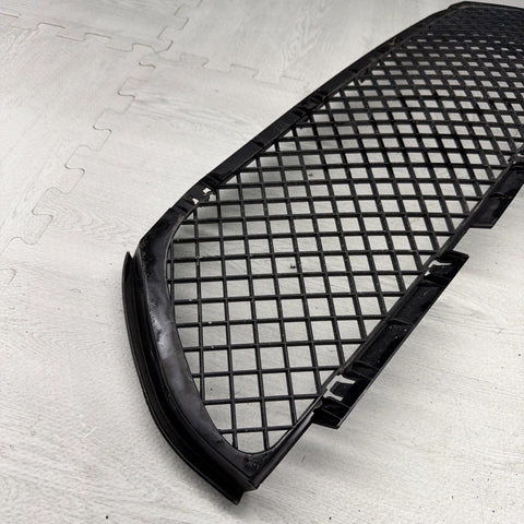 OEM 01-06 BMW E46 M3 Front Center Bumper Grille Cover Trim 51112694724 2694724