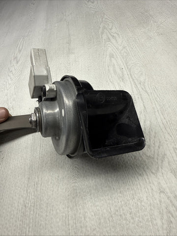 21-25 OEM BMW G80 G82 G83 M3 M4 Fanfare Horn Signal Low Tone + Bracket