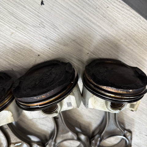 08-13 BMW F06 F10 F12 F13 M5 M6 V8 S63 Engine Pistons & Connecting Rods OEM Set