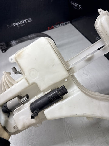 2008-2013 BMW E92 E93 M3 FRONT WINDSHILED WASHER FLUID RESERVOIR TANK OEM