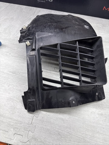 BMW 23-25 G87 M2 Front Right Side Fender Liner Splash Guard Shield OEM