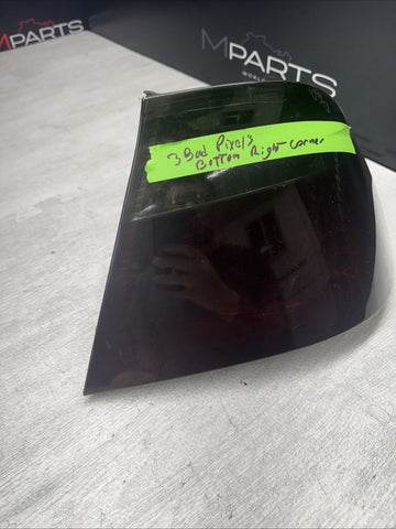 01-06 E46 BMW 330 M3 CONVERTIBLE REAR LED TAIL LIGHT RIGHT 6937454 *BAD LEDS*