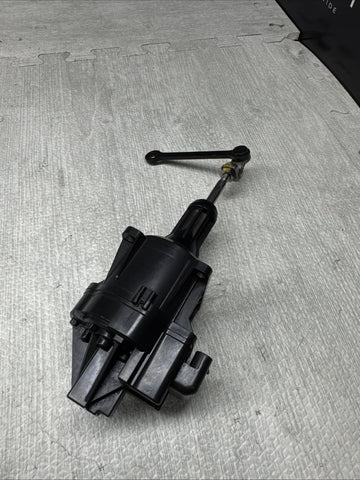 Genuine BMW F80 F82 F83 M3 M4 S55 Wastegate Valve Actuator OEM 11657850453