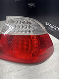 01-06 E46 BMW 330 M3 CONVERTIBLE REAR LED TAIL LIGHT RIGHT 6937454