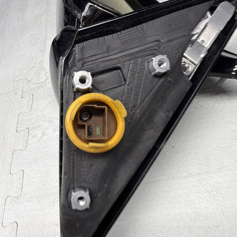 15-20 BMW F82 F83 M4 LEFT MIRROR / CAMERA / LANE ASSIST *Broken*