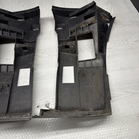 01-06 BMW E46 M3 FRONT BUMPER COVER GUARDS BRACKETS 2695247