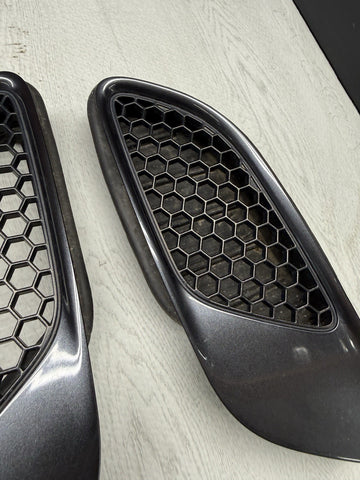 08-13 BMW E90 E92 E93 M3 Hood Scoops Space Pair 8042978 Sophistc Grey
