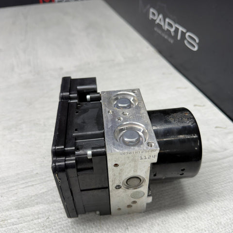 2008–2013 BMW M3 E90/E92/E93 ABS/DSC Pump Control Unit Module OEM 7846816