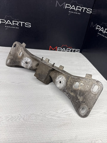 1094722 00-03 BMW E39 M5 Transmission Bracket RT-1094723.9 22.31-1095672