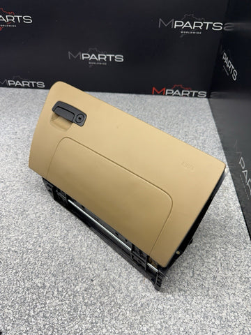 08-13 BMW E93 M3 CONVERTIBLE GLOVE BOX COMPARTMENT NOVILLO LEATHER BAMBOO