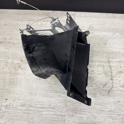 08-13 OEM BMW E90 E92 E93 M3 Front Right Passenger Side Cooler Air Duct Vent