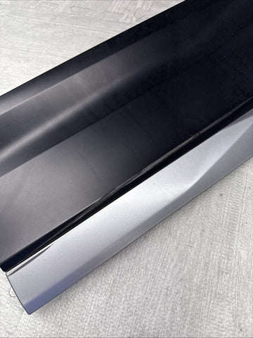 LAMBORGHINI URUS 19-24 DOOR TRIM MOLDING RIGHT PASSENGER REAR 4ML853970 OEM