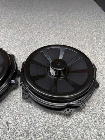 24-25 Porsche 911 991.2 BOSE Front Left & Right Audio Radio Door Speaker Set