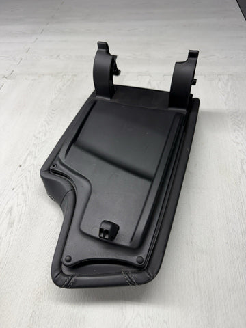 15-20 BMW F80 F82 F83 M3 M4 Center Console Armrest Arm Rest Top Black