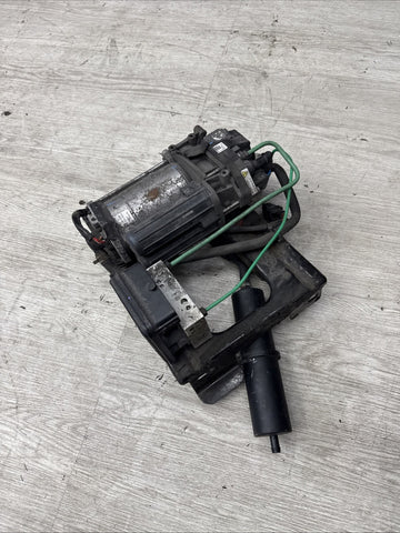 OEM Air Ride Suspension Compression Pump 2021 Tahoe Yukon Escalade 26071860