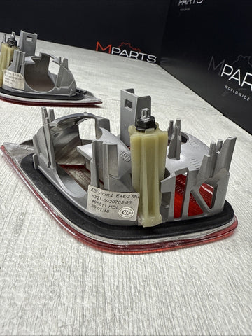 03-06 BMW E46 325 330 M3 Trunk Mounted Inner Tail lights Pair 6920705 6920706