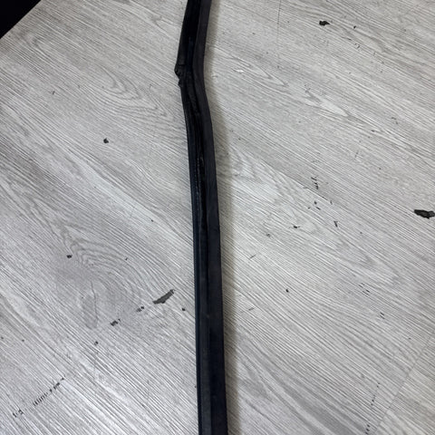 BMW E46 M3 01-06 Left Driver Side Door Weather Strip Seal Black OEM *Notes*