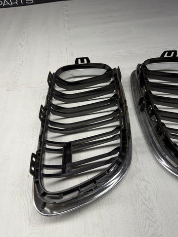 16-21 BMW Genuine F87 M2 2018 Front Kidney Grille Pair L+R OEM 7295522 / 7295521