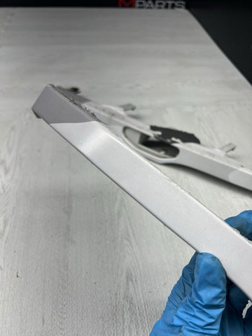 BMW E46 M3 01-06 FRONT HEADLIGHT TRIMS MOLDINGS PAIR ALPINE WHITE