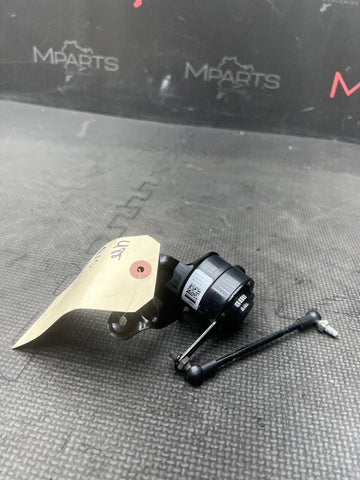 08-16 FERRARI CALIFORNIA 488 812 F8 F12 REAR LEFT LEVEL HEIGHT MOTION SENSOR