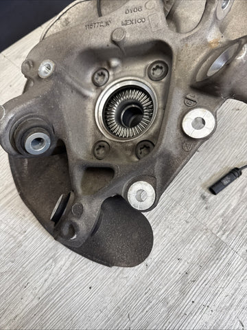 BMW X3M F97 20-24 RIGHT PASSENGER REAR SPINDLE KNUCKLE HUB BEARING OEM
