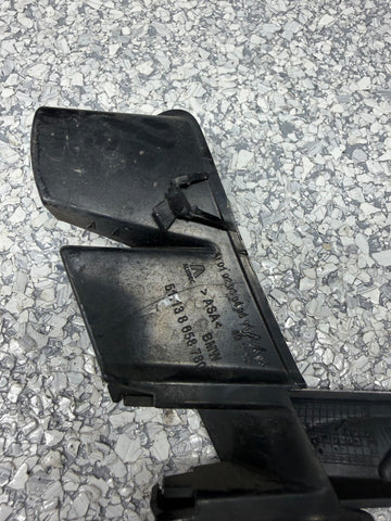 15-20 BMW F82 F83 M4 Right Passenger Side Fender Wing Trim Molding Black OEM