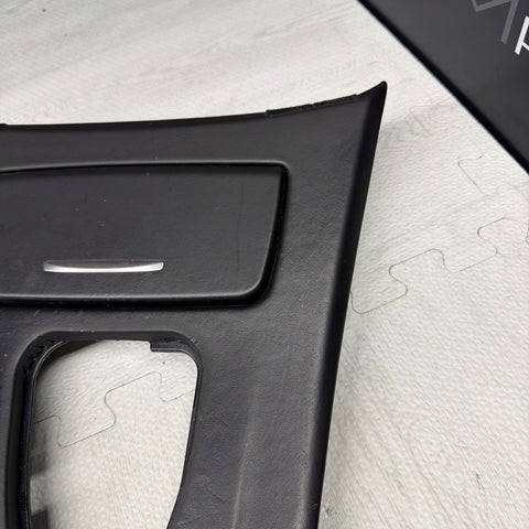 09-13 BMW E93 M3 CONVERTIBLE DCT CIC LEATHER CENTER CONSOLE TRIM
