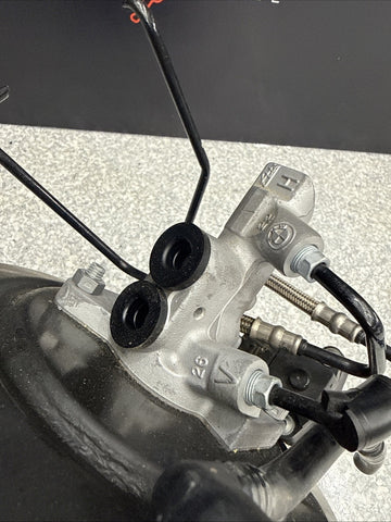 08-13 BMW E90 E92 E93 M3 Factory Brake Booster Master Cylinder Manual 2283395