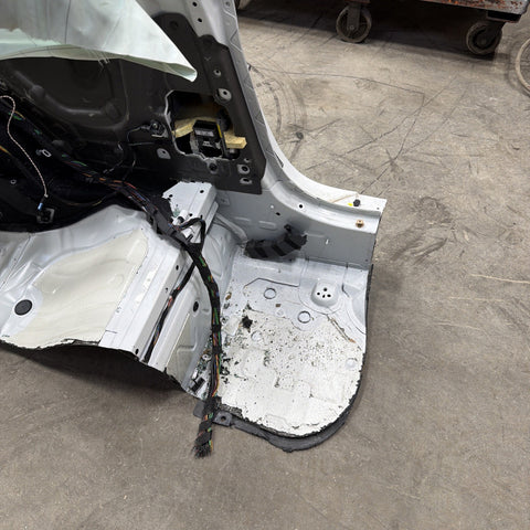 (PICKUP ONLY) BMW F82 M4 15-20 Driver Left Quarter Panel Shell