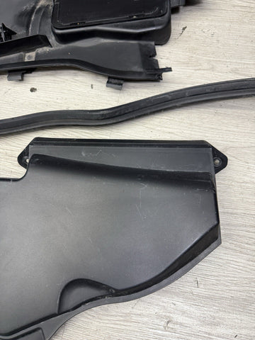 BMW E90 E92 E93 M3 08-13 Front Cabin Micro Filter Housings Covers Set