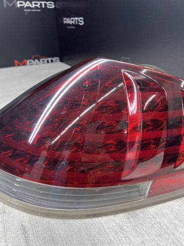 2006-2007 BMW E63 E64 M6 REAR RIGHT PASSENGER TAIL LIGHT LAMP 7170976