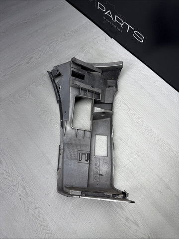 01-06 BMW E46 M3 LEFT DRIVER FRONT BUMPER COVER GUARD BRACKET 2695247