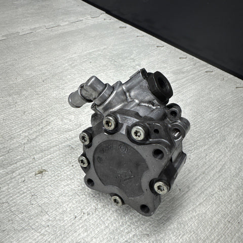 2010-2013 BMW E90 E92 E93 M3 S65 POWER STEERING PUMP ZF OEM