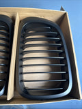 NEW BMW 01-06 E46 M3 Standard Front Kidney Grilles Matte Black Set