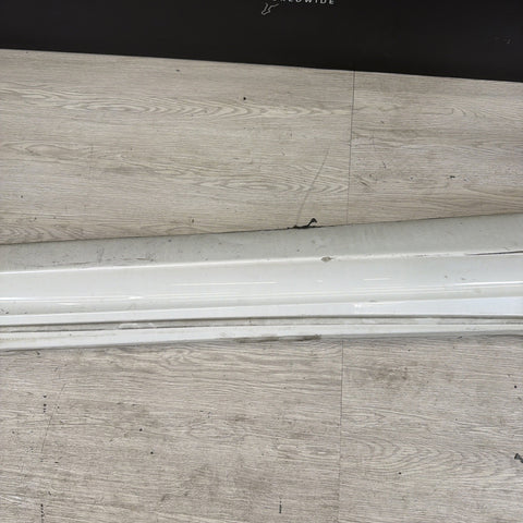 08-13 BMW E92 E93 M3 OEM Right Side Skirt Rocker Panel Silverstone *Notes*